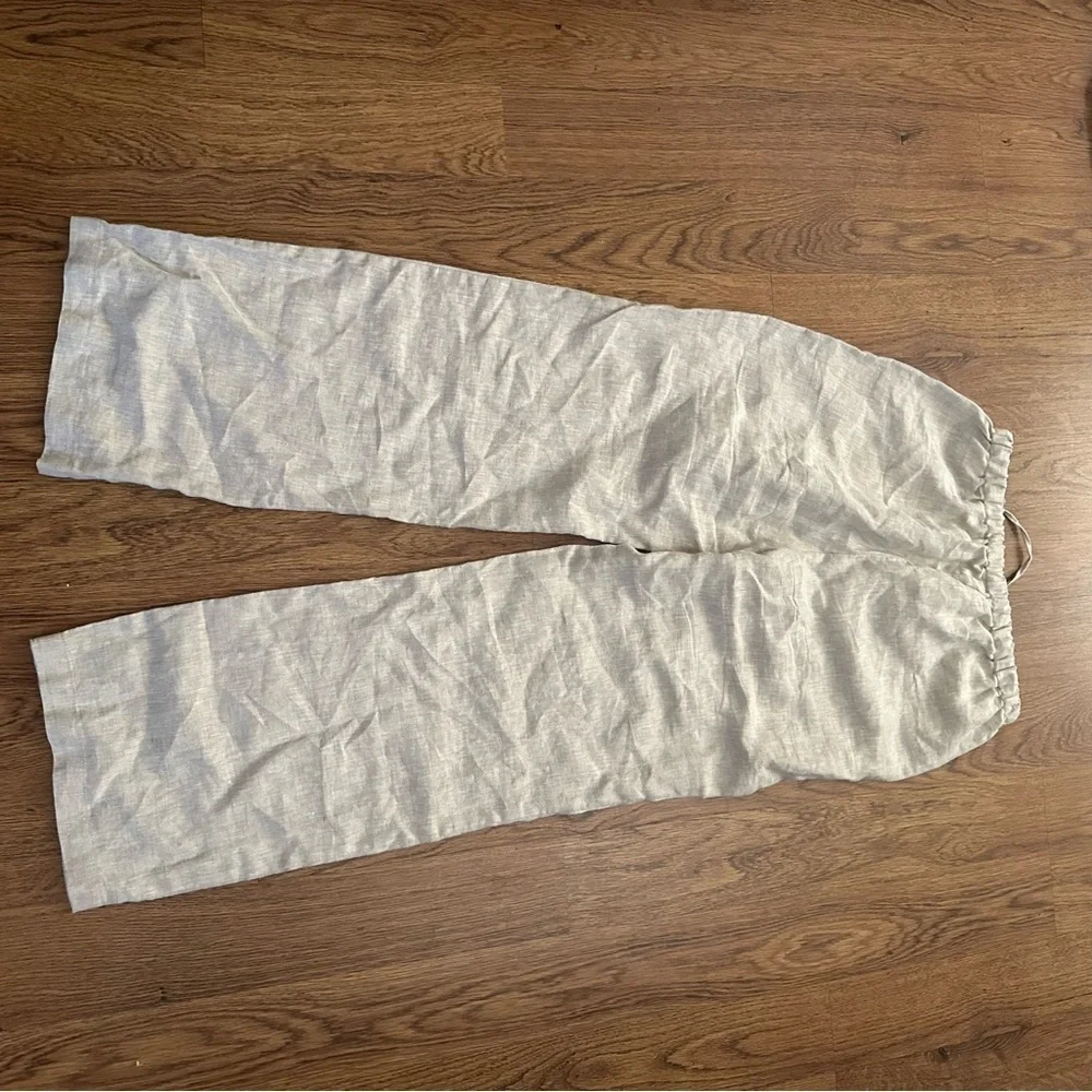 Reformation Tan elastic waist straight cut size medium 100% linen causal